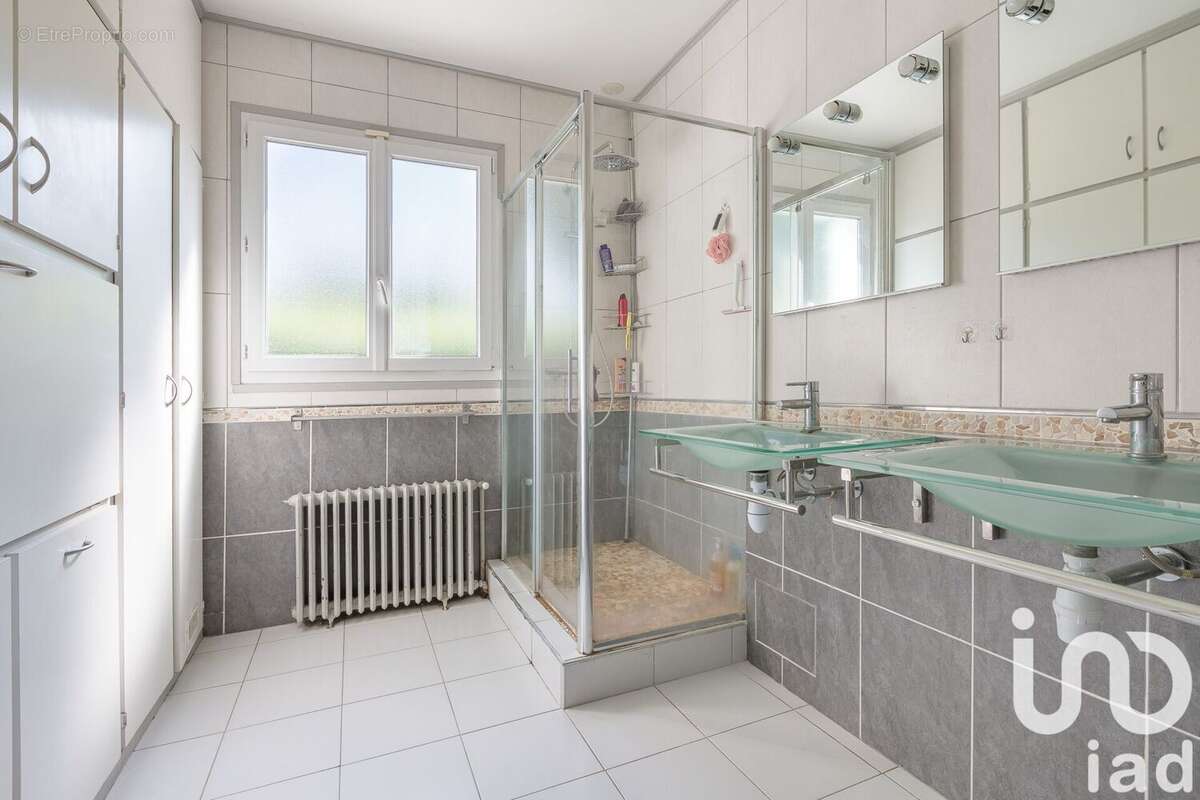 Photo 7 - Maison à YERRES