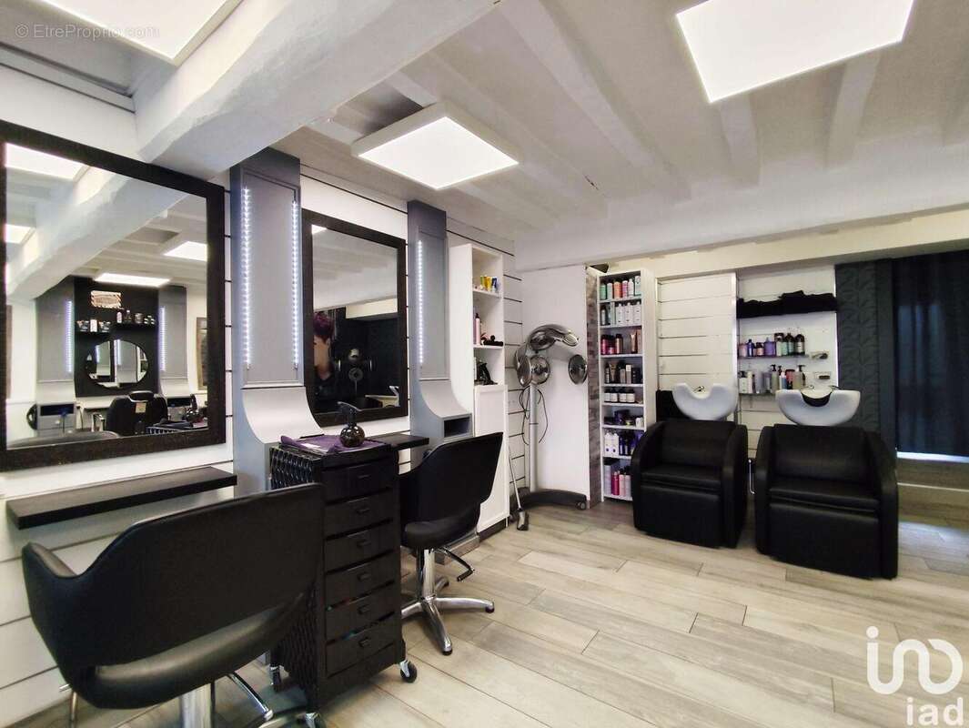 Photo 2 - Commerce à FEGREAC