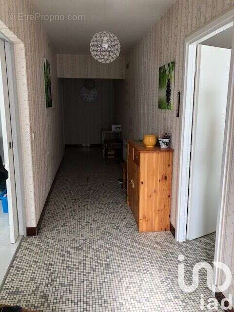 Photo 5 - Maison à LENCLOITRE