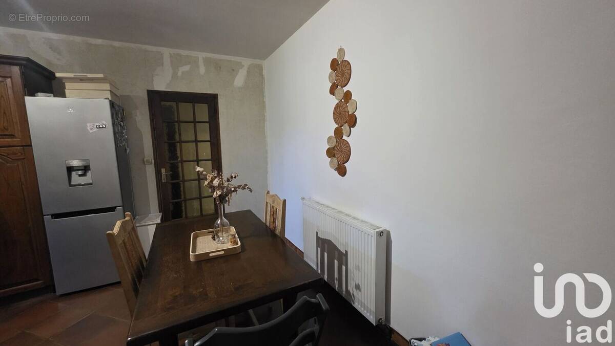 Photo 2 - Maison à SAINT-PIERRE-DU-PALAIS