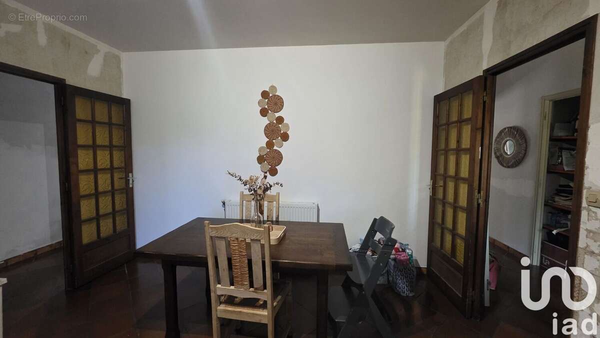 Photo 3 - Maison à SAINT-PIERRE-DU-PALAIS