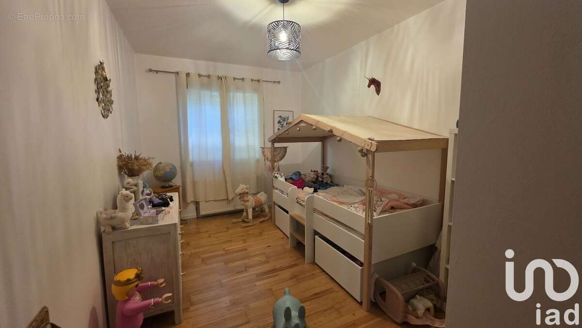 Photo 7 - Maison à SAINT-PIERRE-DU-PALAIS