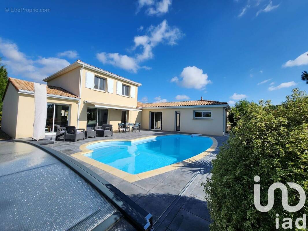 Photo 1 - Maison à MARIGNY-BRIZAY