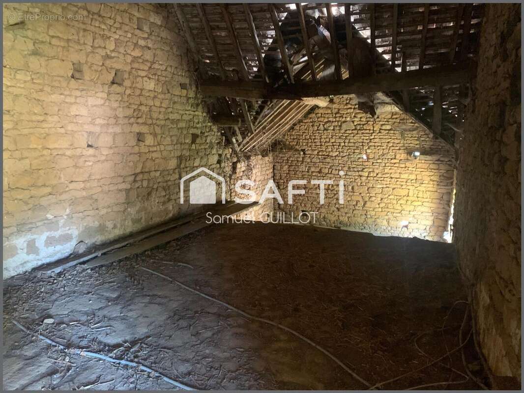 Photo 6 - Maison à LA FERRIERE-BOCHARD