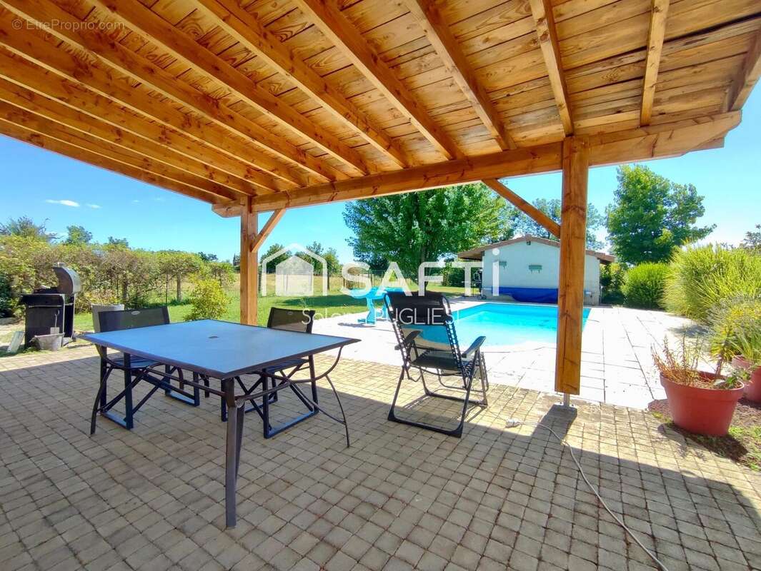 Photo 7 - Maison à SAINT-JULIEN-DE-L&#039;HERMS