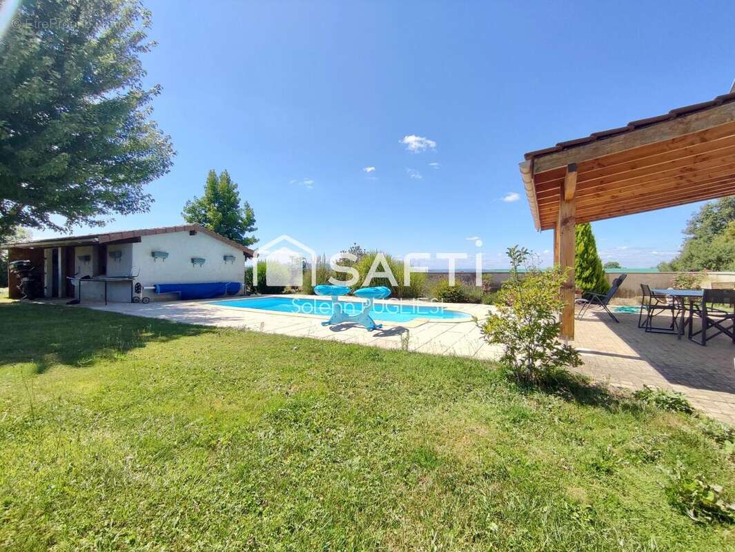 Photo 8 - Maison à SAINT-JULIEN-DE-L&#039;HERMS