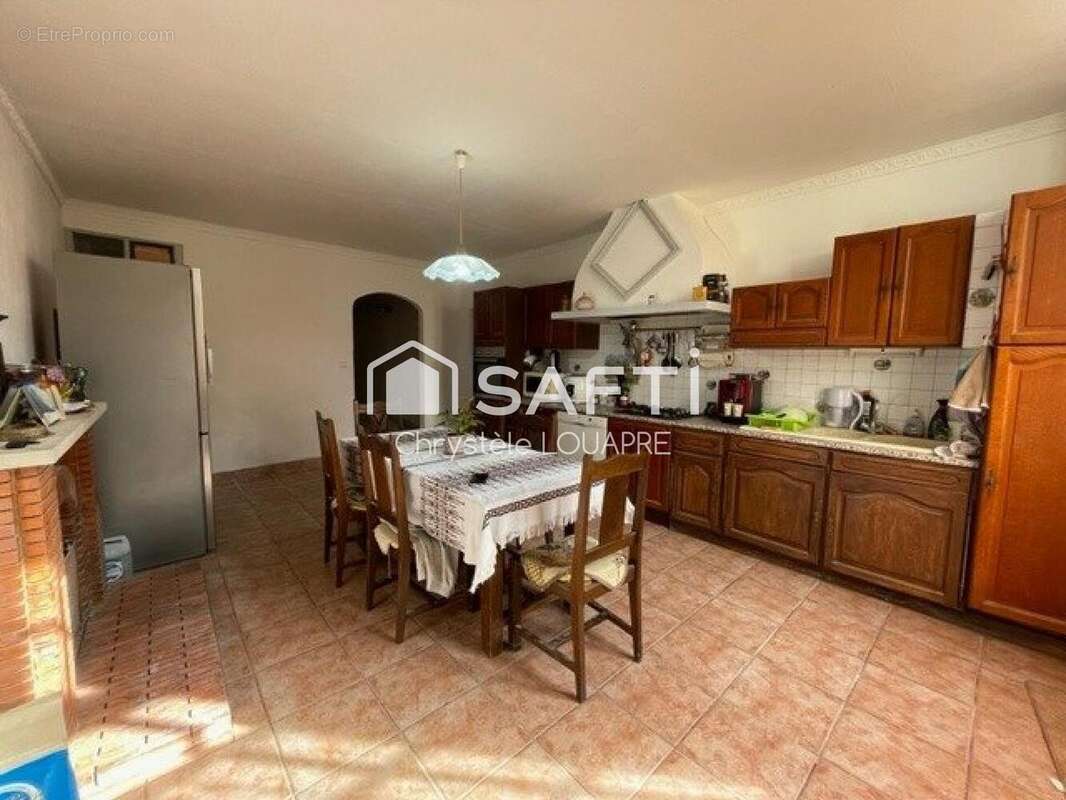 Photo 3 - Maison à SAINT-JEAN-D&#039;ANGELY