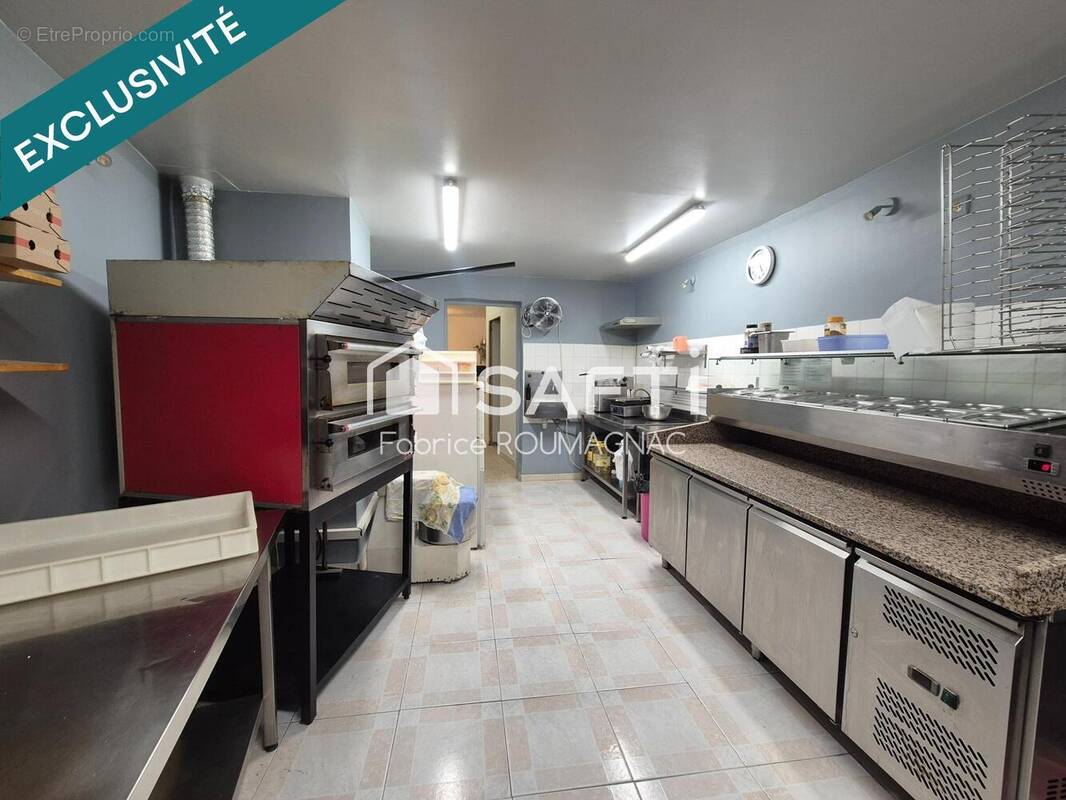 Photo 1 - Commerce à LESPIGNAN