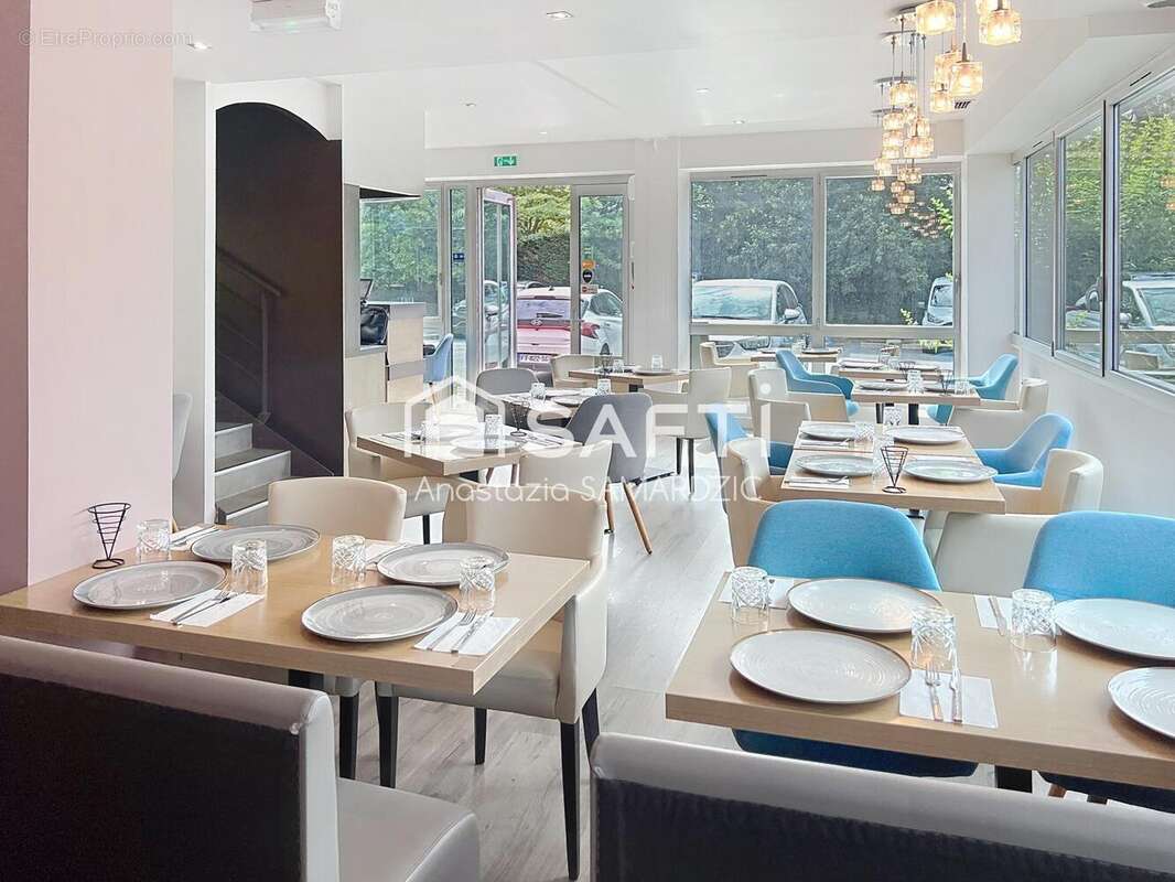 Photo 3 - Commerce à LABEGE