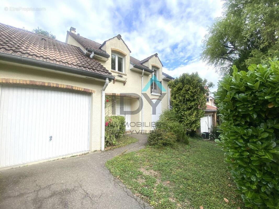 Maison à SAINT-GERMAIN-EN-LAYE
