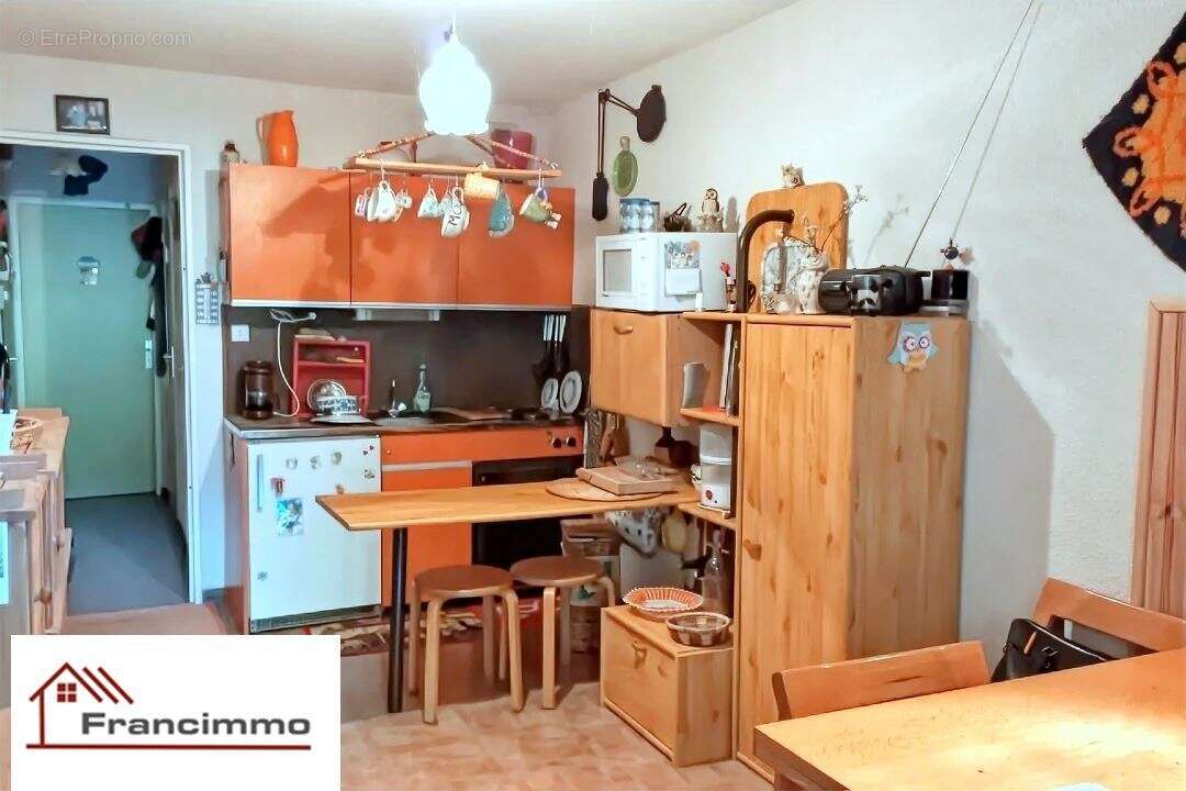 Appartement à CHATEAU-BERNARD