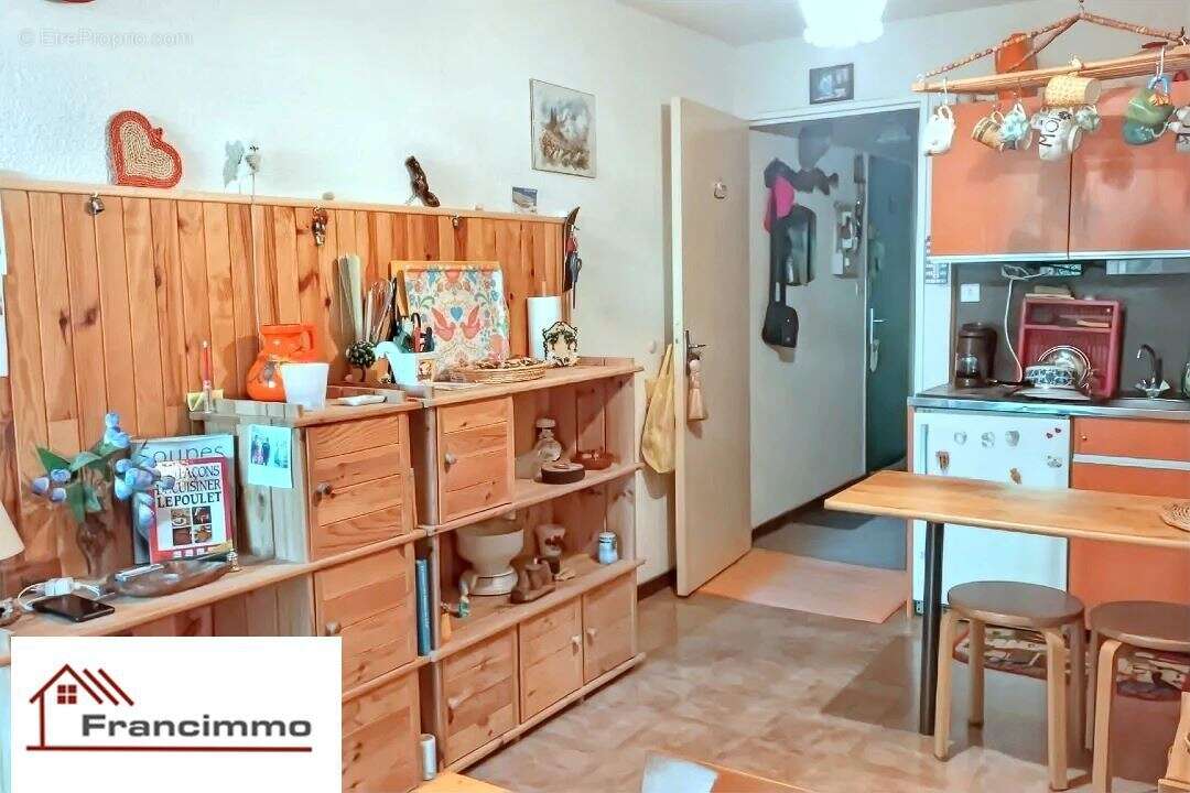 Appartement à CHATEAU-BERNARD