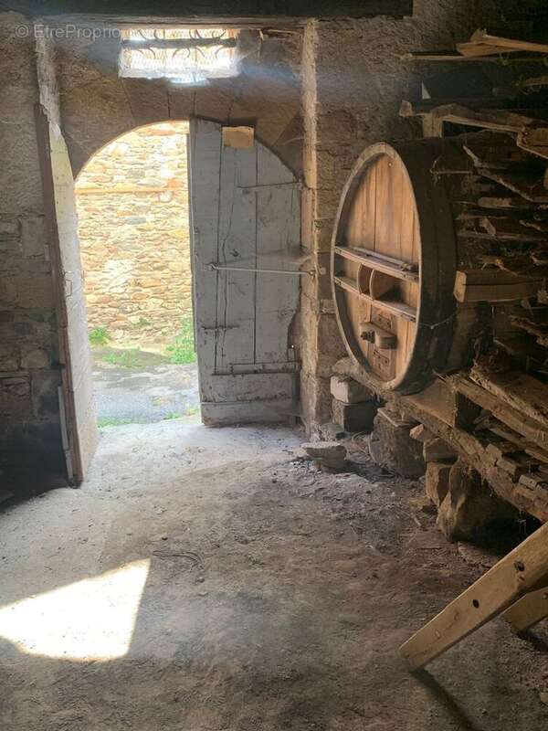 Maison à SAINT-SERNIN-SUR-RANCE