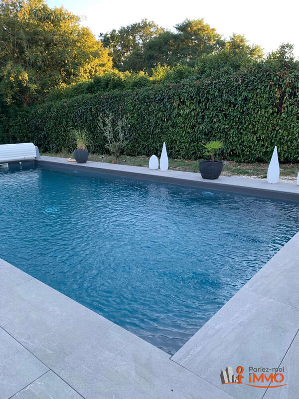 Maison à CHEVRY-SOUS-LE-BIGNON