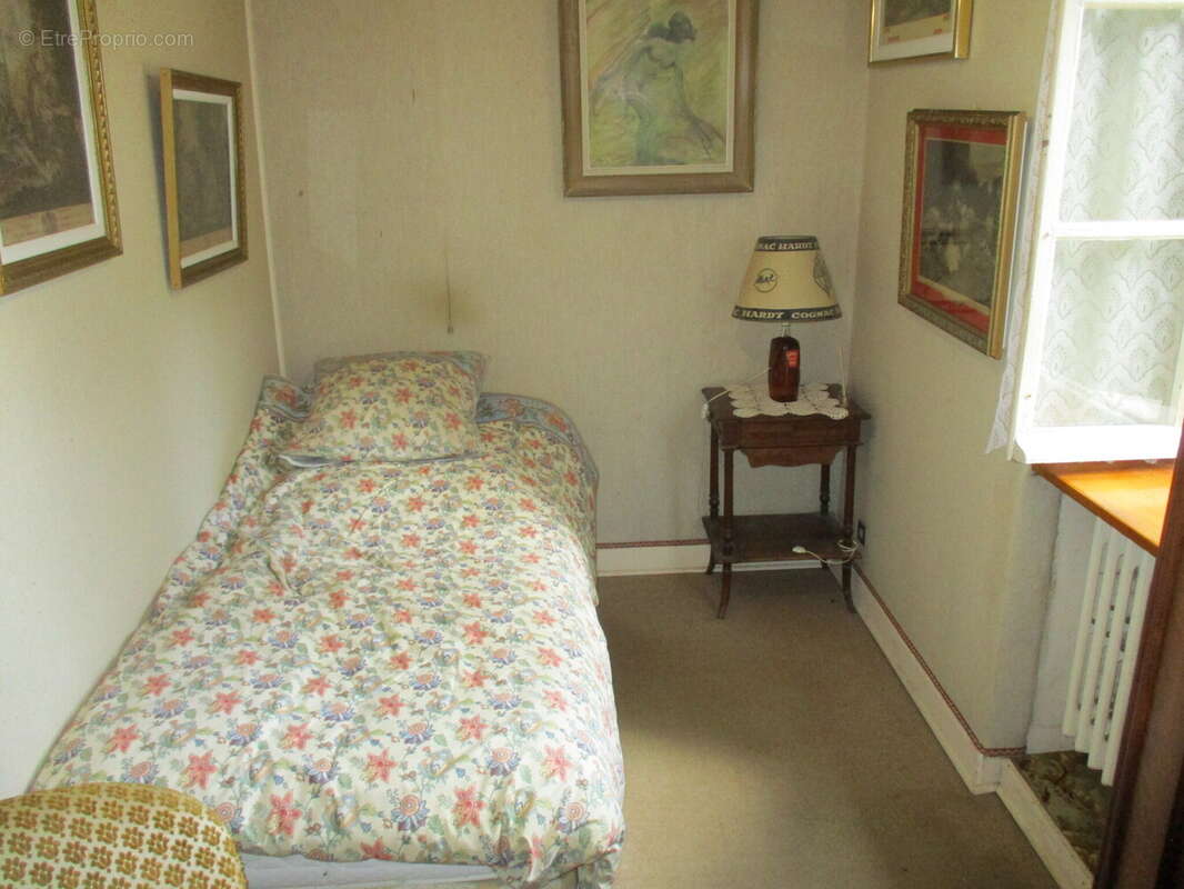 Maison à SAINT-LEGER-DE-FOUGERET