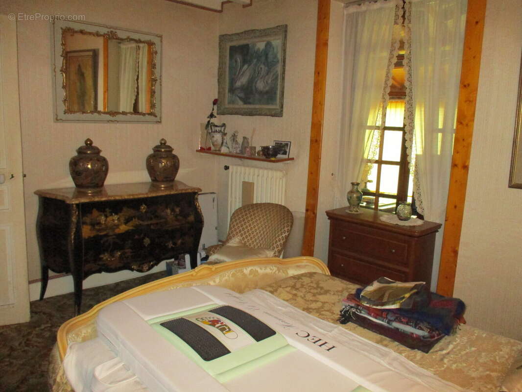 Maison à SAINT-LEGER-DE-FOUGERET