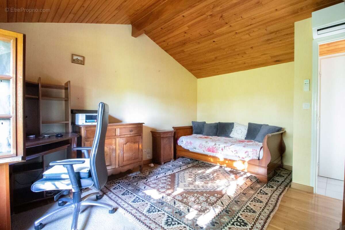 Maison à CARBON-BLANC