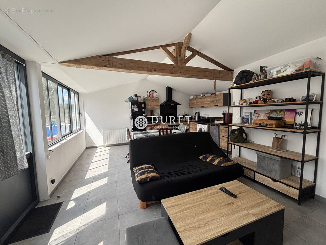 Maison à CHATEAUNEUF