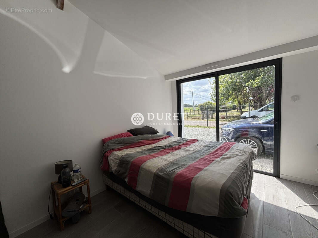 Maison à CHATEAUNEUF