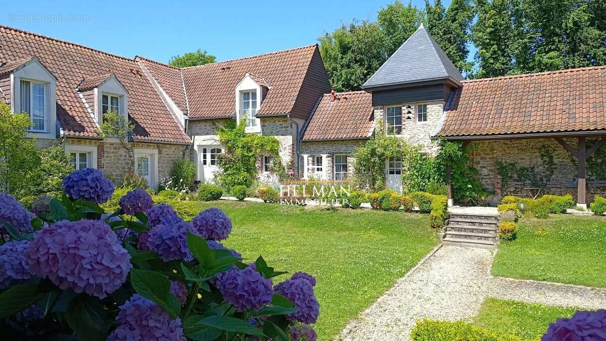 Maison à SAINT-LEONARD