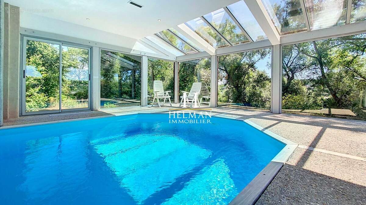 Maison à SAINT-LEONARD