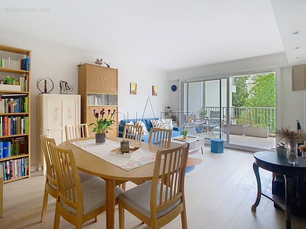 Appartement à VERSAILLES