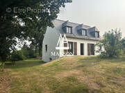 Maison à LANVALLAY