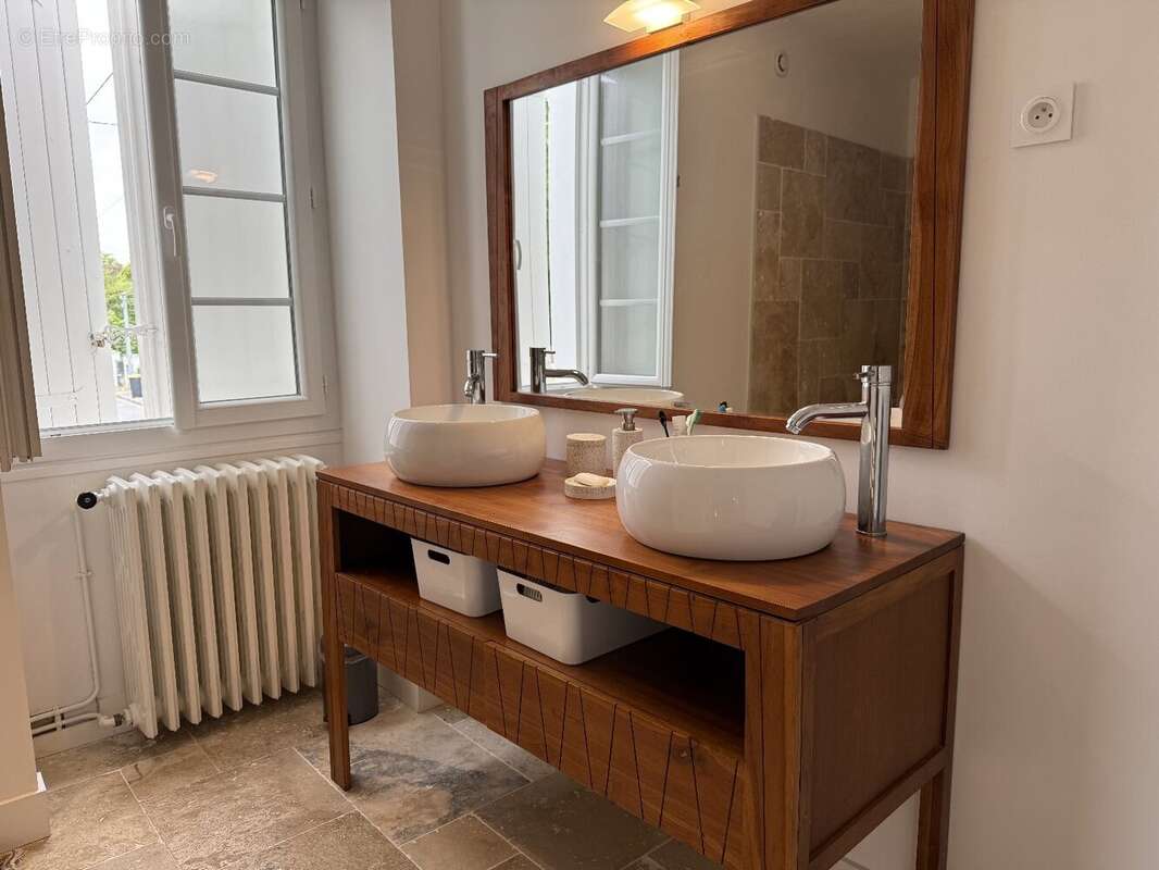 Maison à GOND-PONTOUVRE