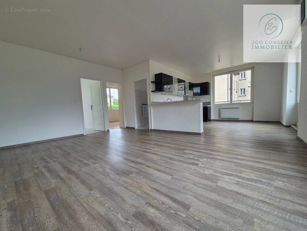 Appartement à POMPEY