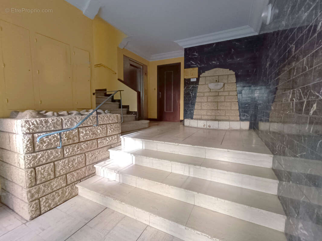 Appartement à CARCASSONNE