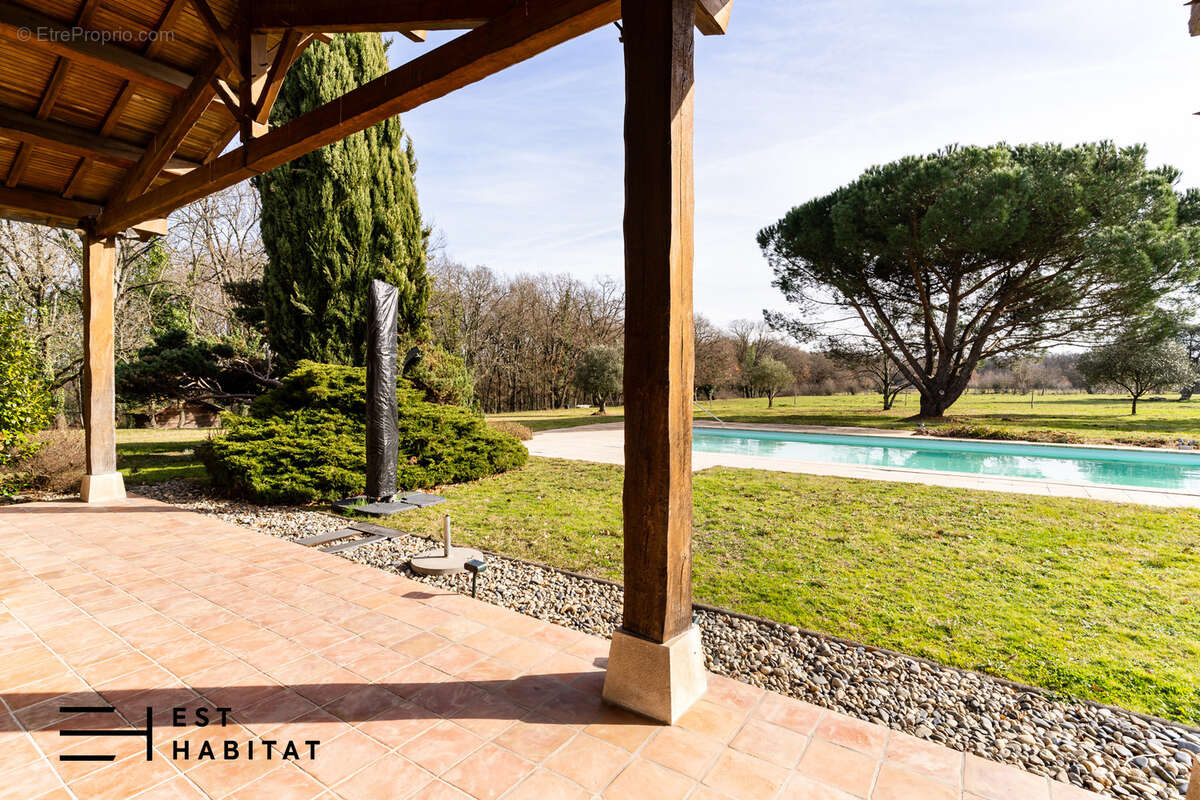 Maison à MONDONVILLE