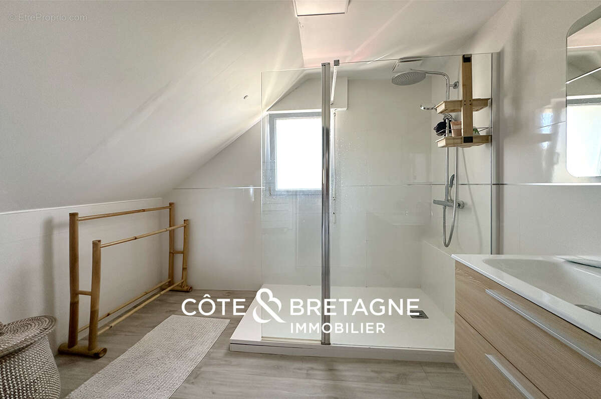 Maison à SAINT-ARMEL