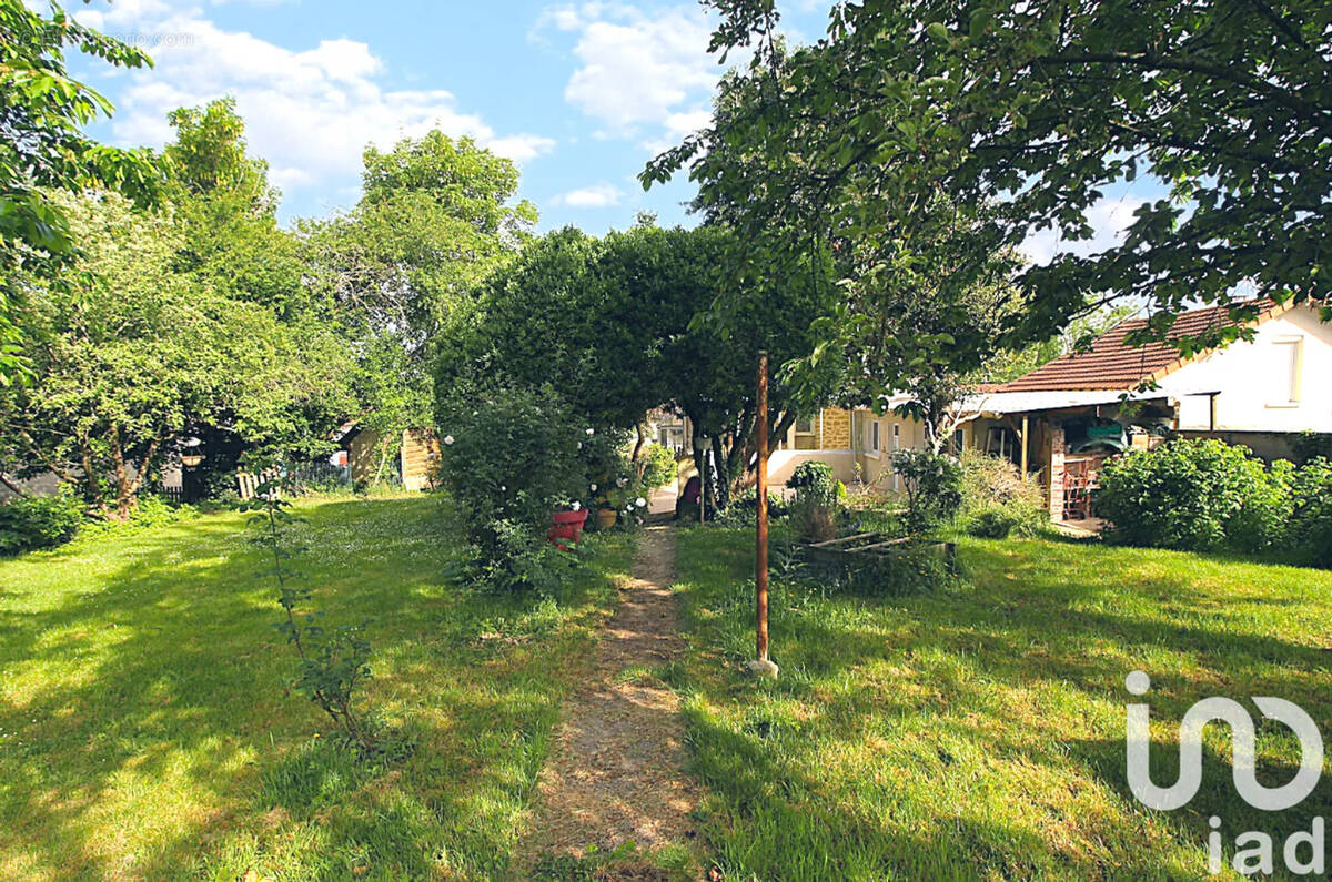 Maison à VILLECRESNES