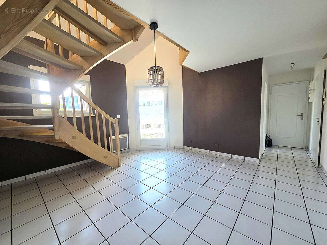 Appartement à VILLAGE-NEUF