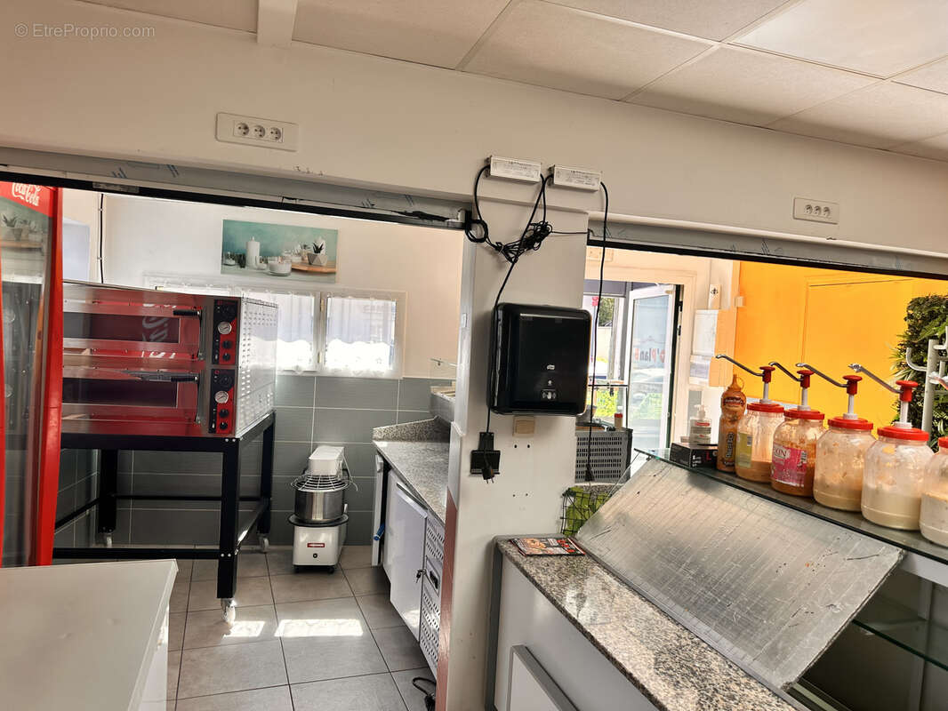 Commerce à GRAVIGNY