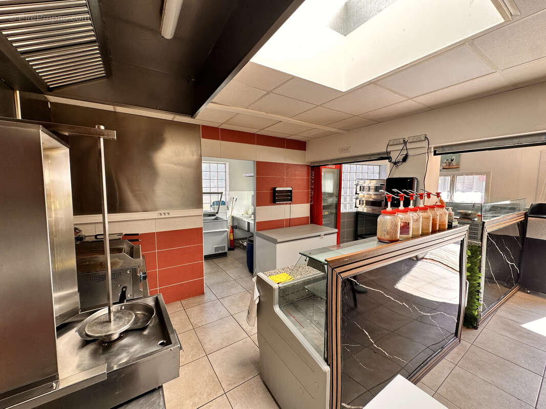 Commerce à GRAVIGNY