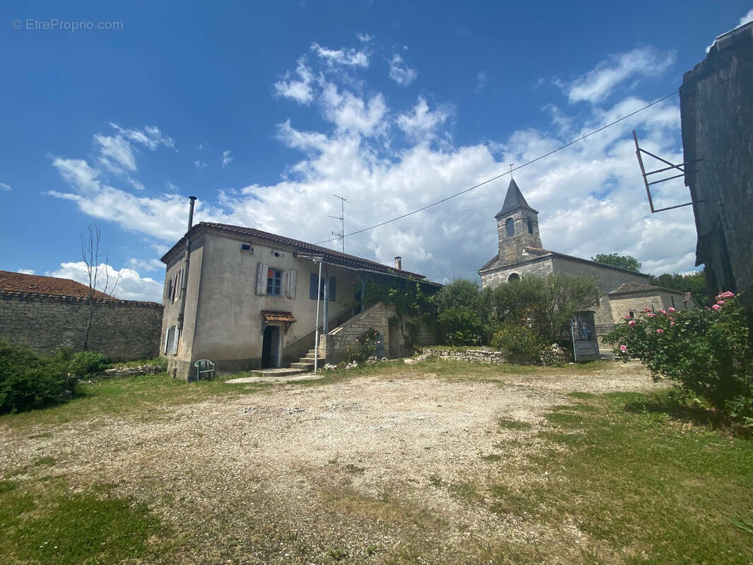 Maison à BAGAT-EN-QUERCY