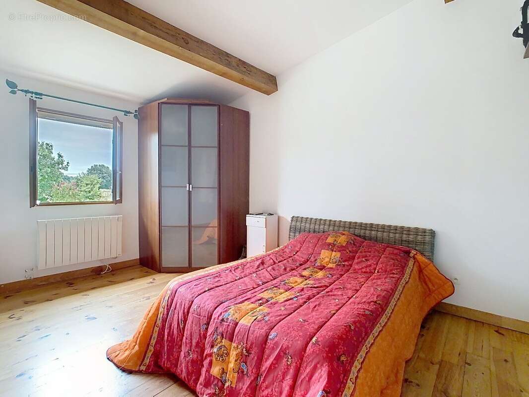 Maison à LISLE-SUR-TARN