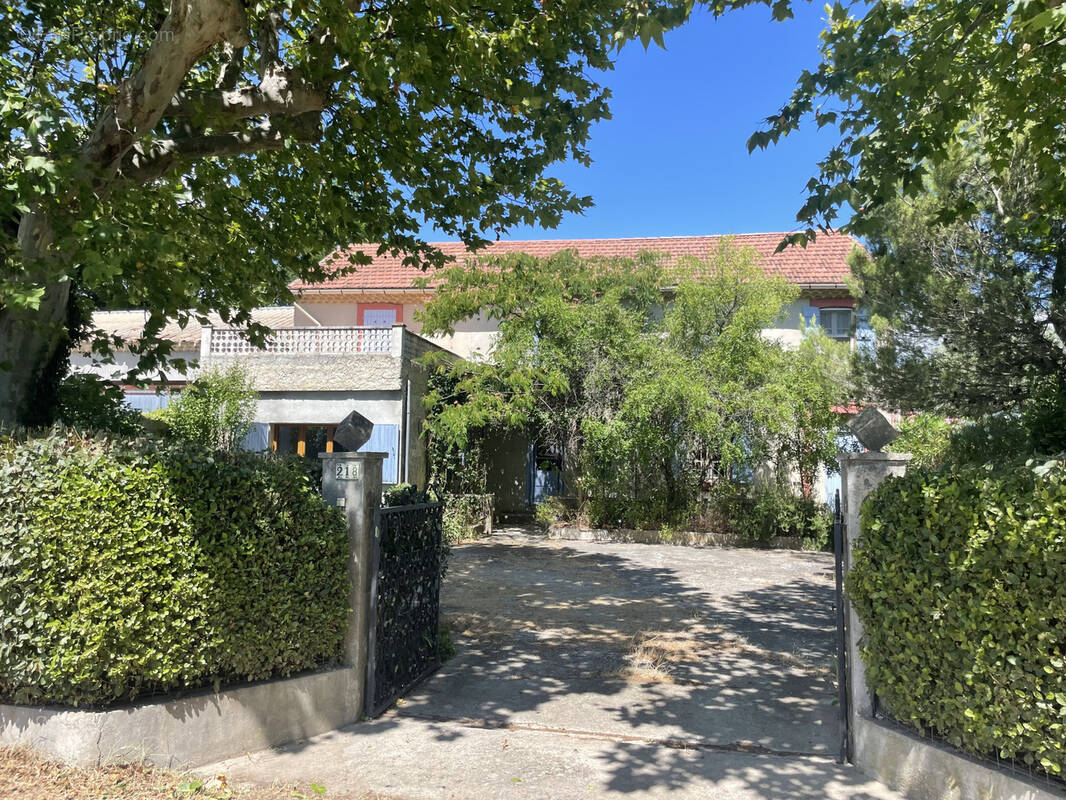 Maison à VAISON-LA-ROMAINE