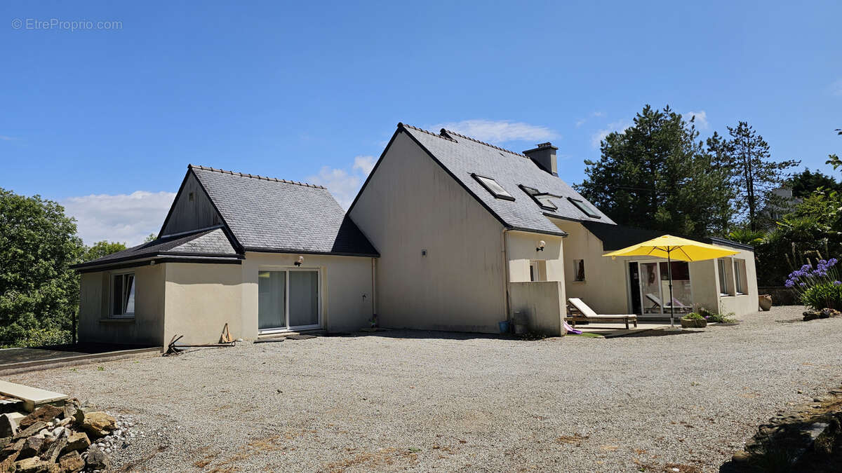 Maison à CAMARET-SUR-MER