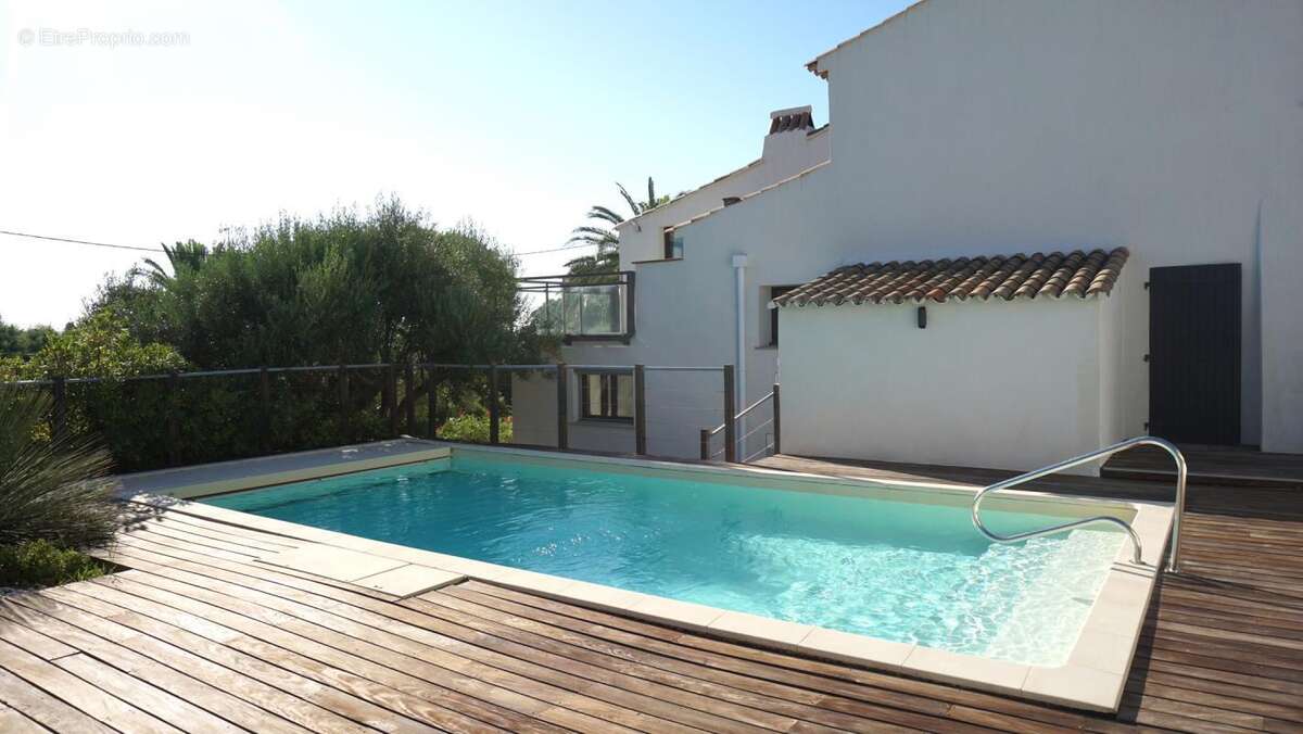 Appartement à LES ISSAMBRES