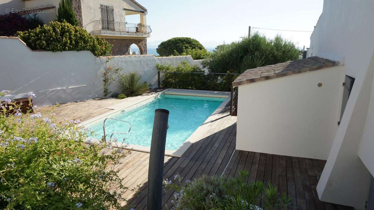 Appartement à LES ISSAMBRES