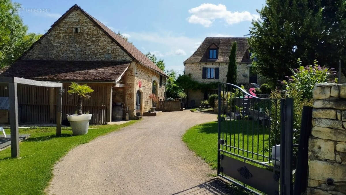 Maison à CAZILLAC