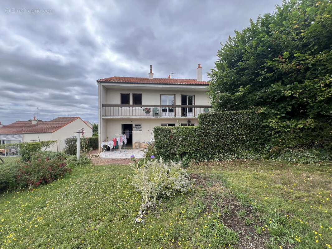 Maison à CHATELLERAULT