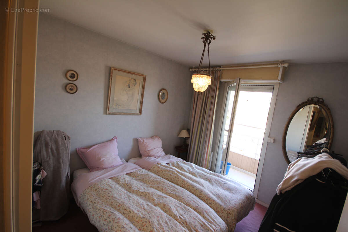 Appartement à VALLAURIS