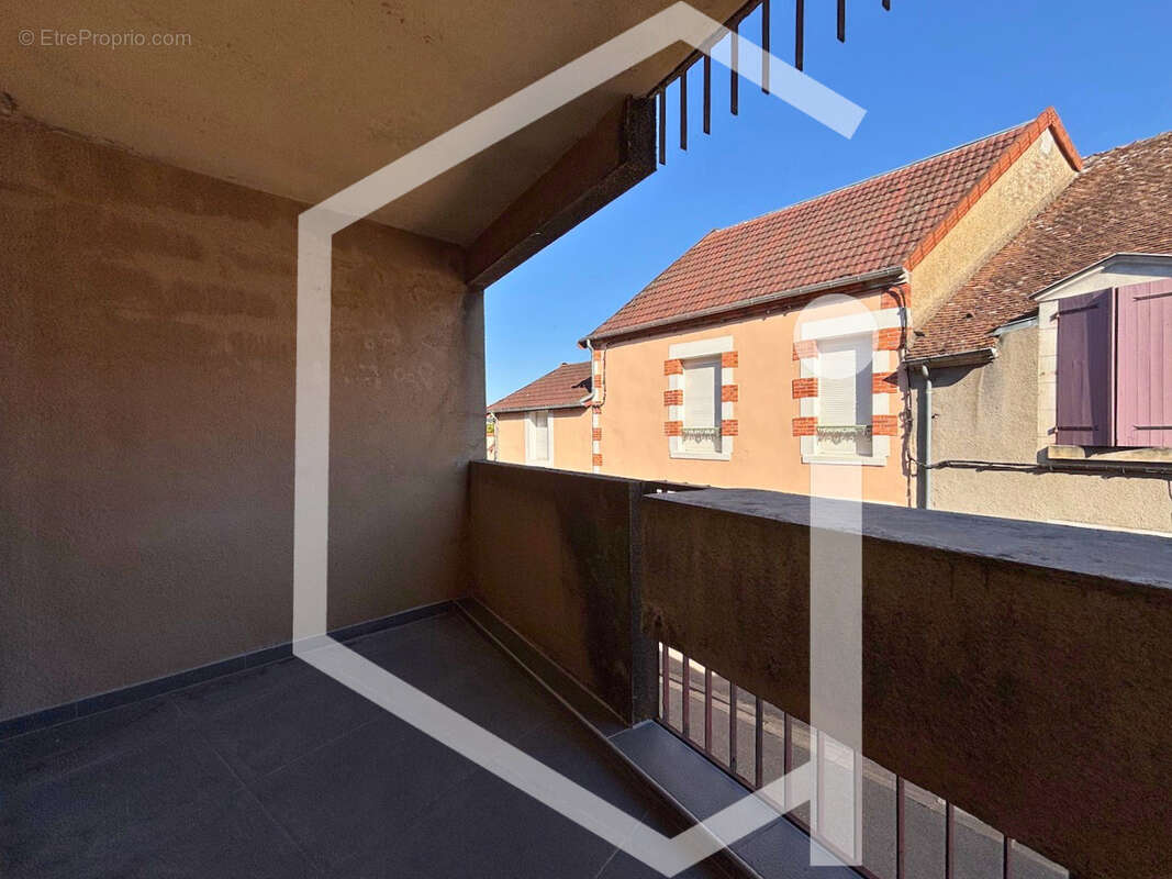 Appartement à COSNE-COURS-SUR-LOIRE