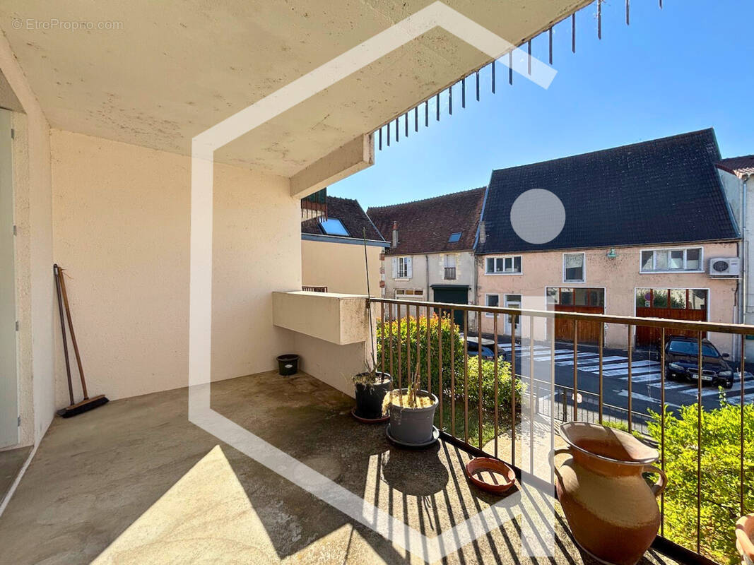 Appartement à COSNE-COURS-SUR-LOIRE