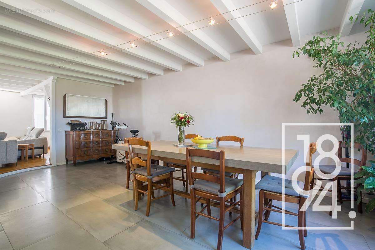 Maison à MARSEILLE-4E