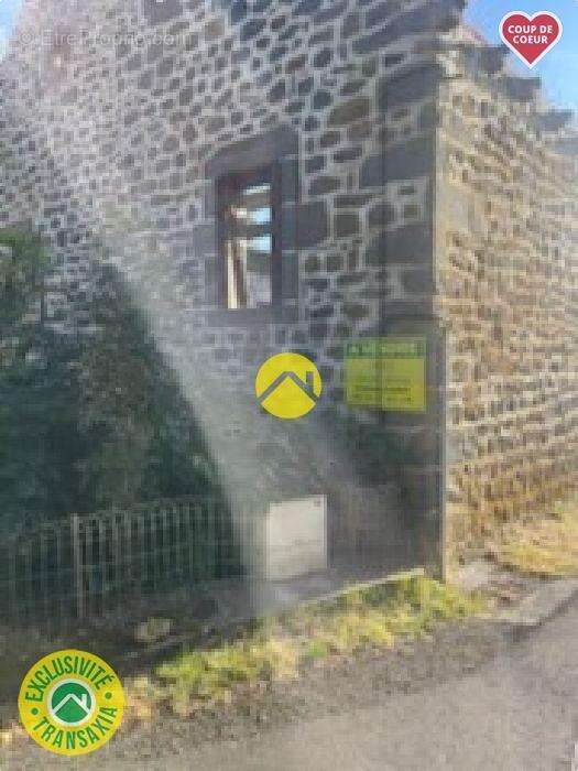 Maison à SAINT-FLOUR