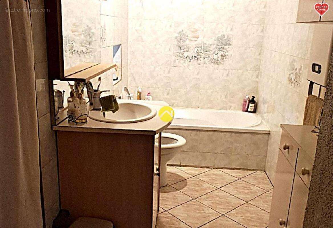 Maison à COSNE-D&#039;ALLIER